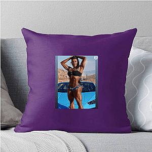 Bodybuilding Powerhouse Gracyanne Barbosa Pillows Cover