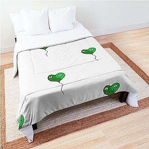 Valentines day green cartoony heart  Comforter