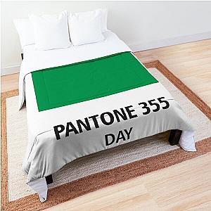 pantone- day Comforter