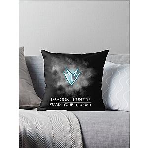 Guild Wars 2 - Dragon Hunter (Cazadragones) Throw Pillow