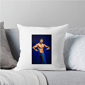 Guru Mann The Nutrition Expert Guru Mann Pillows Cover