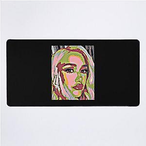 Gwen stefani pop art portrait Desk Mat