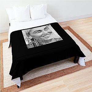 Gwen Stefani no doubt black and white abstract portrait  Comforter