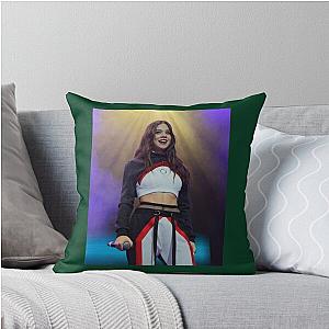 Hailee Steinfeld Gift For Boyfriend Lover Throw Pillow