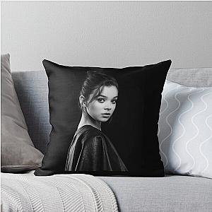 Hailee Steinfeld Throw Pillow