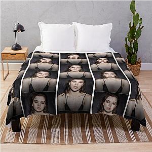 Hailee Steinfeld Throw Blanket