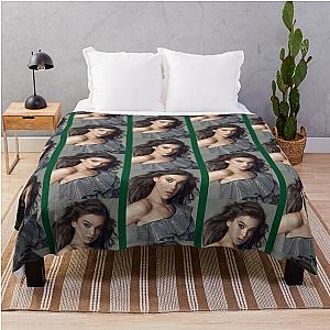 Hailee Steinfeld Throw Blanket