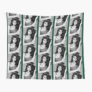 Hailee Steinfeld - Black and White Tapestry