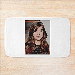 Hailee Steinfeld - Bath Mat