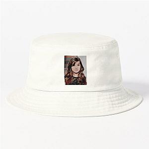 Hailee Steinfeld - Bucket Hat