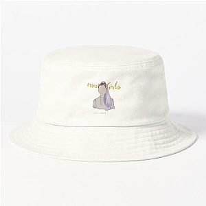 Hailee Steinfeld - Most girls wear bucket hats