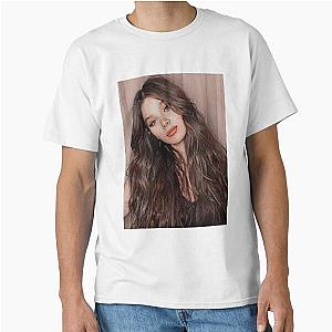 Hailee Steinfeld Classic T-Shirt