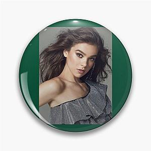 Hailee Steinfeld Pin
