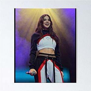 Hailee Steinfeld Gift For Boyfriend Post