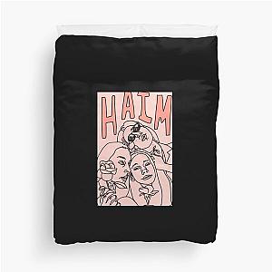 haim with flowers Clas Duvet Cover