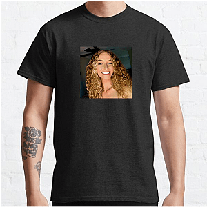 Hailey Welch Relatable Queen Haliey Welch T-Shirts
