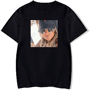 Hailey Welch Making Me Laugh Daily Haliey Welch T-Shirts