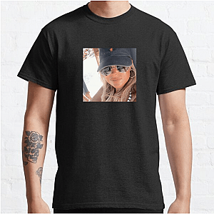 Hailey Welch Making Me Laugh Daily Haliey Welch T-Shirts
