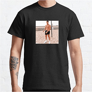 Harry Jowsey Always Charming Always Entertaining Harry Jowsey T-Shirts