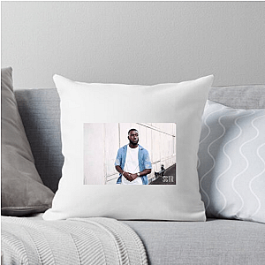 Comedy Presenter Harry Pinero Harry Pinero Pillows Cover