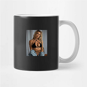 WBFF Champion Hattie Boydle Mugs
