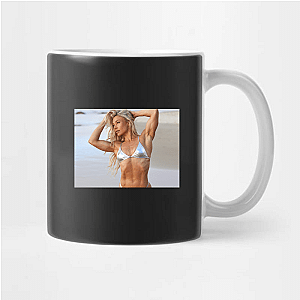 Training Expert Hattie Boydle Mugs