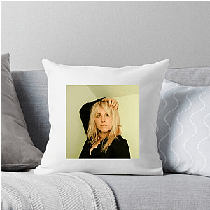 Americian Singer-Songwriter Hayley Williams Pillows Cover