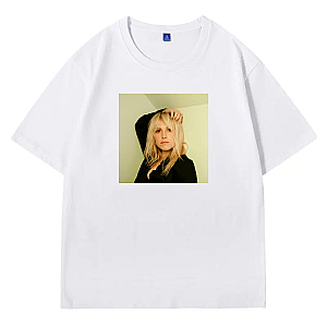 Americian Singer-Songwriter Hayley Williams T-Shirts