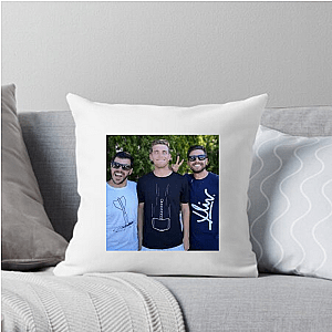Viral Experiment Creators How Ridiculous Pillows Cover