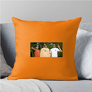 Trick Shot Innovators How Ridiculous Pillows Cover