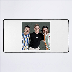 Gravity Defying Entertainers How Ridiculous Mouse Pads