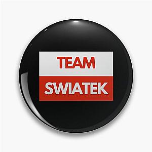 Team Iga Swiatek beats Pin