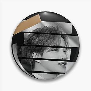 Kim Jinhwan iKON JayKorean Kpop Monochrome Stripe Design Pin