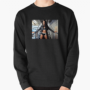 Tag Team Specialist Indi Hartwell Sweatshirts