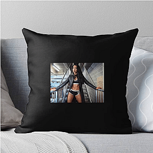 Tag Team Specialist Indi Hartwell Pillows Cover