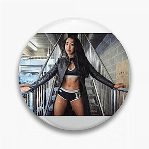 Tag Team Specialist Indi Hartwell Pins