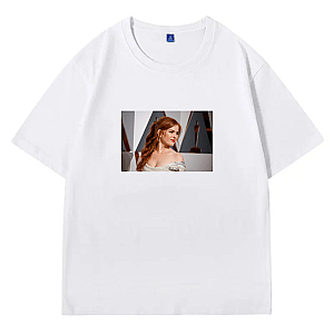 Isla = Dangerously Fun Isla Fisher T-Shirts