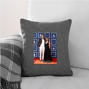 Class Clown but Gorgeous – Isla Isla Fisher Pillows Cover