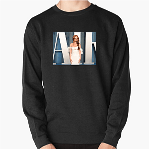 Catch Me in Isla Mode Isla Fisher Sweatshirts