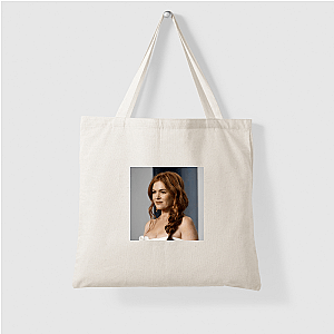 Isla’s Smile Spells Trouble Isla Fisher Bags