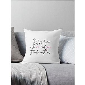 It ends with us  Throw Pillow