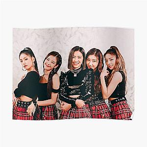 Itzy Posters- itzy &lt;3 Poster RB1201