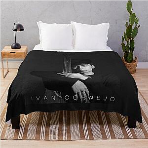 Ivan Cornejo alma vacia lovers Throw Blanket