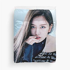 IVE Yujin Eleven Duvet Cover