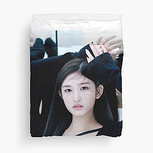 IVE Leeseo Eleven Duvet Cover