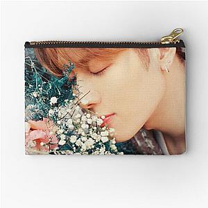 jackson wang (got7) Zipper Pouch