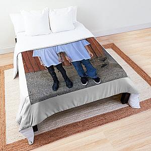 Jake Webber And Johnnie Guilbert Simpson Comforter