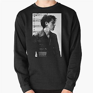James Bay singer leather sweater
