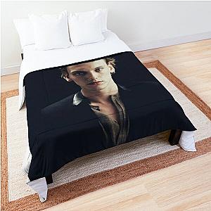 jamie campbell bower Comforter