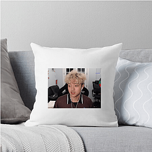 Jasontheween Haunts the Lobby Jasontheween Pillows Cover